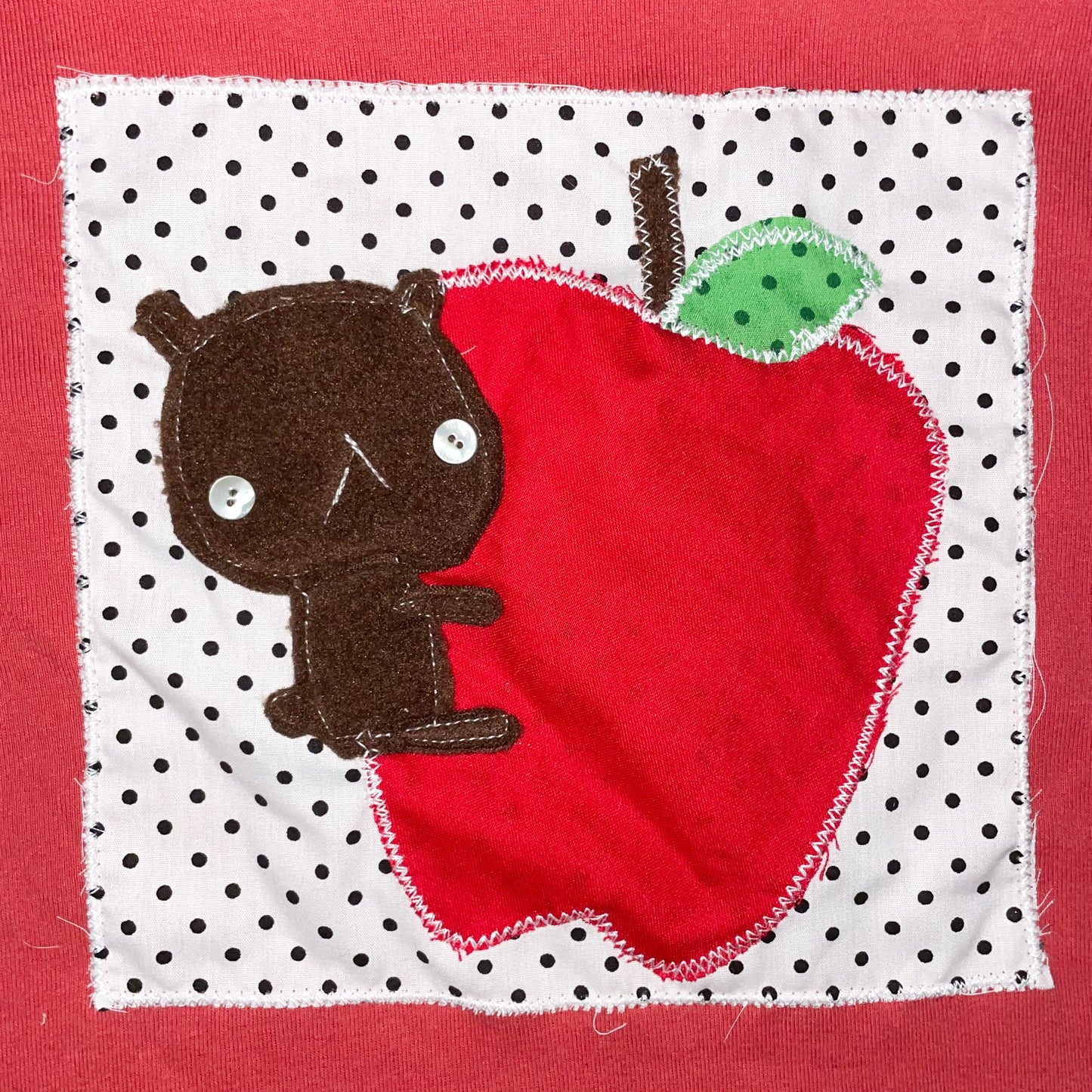 apple tshirt